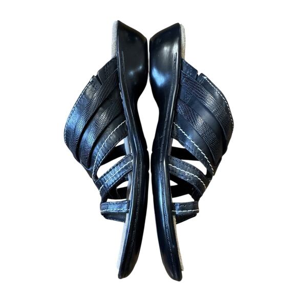 Clarks Bendables Womens Size 8.5 M Shoes Black Leather Comfort Slip On Sandals - Picture 4 of 11